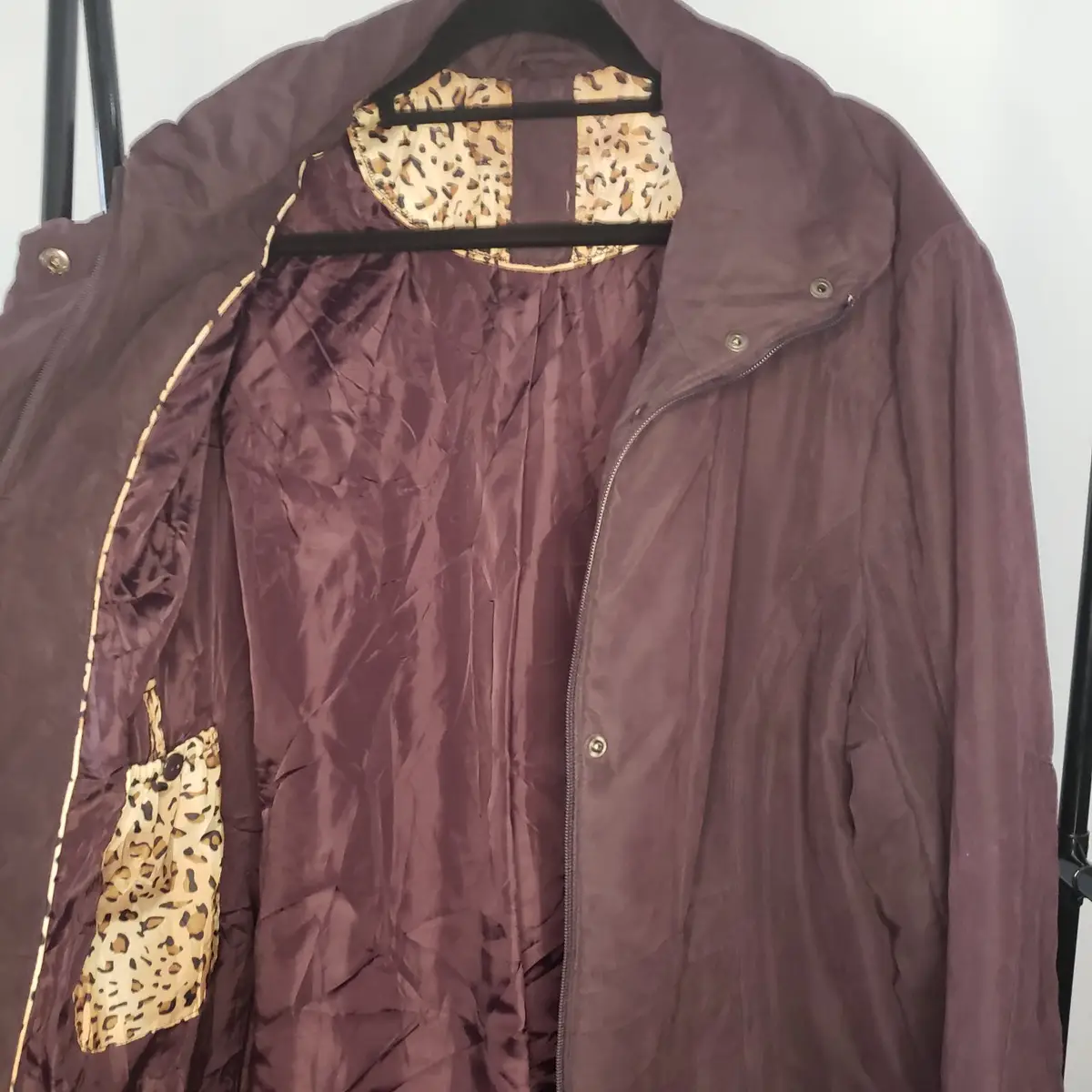 Plum Mid-Length Jacket with Leopard Print Lining
