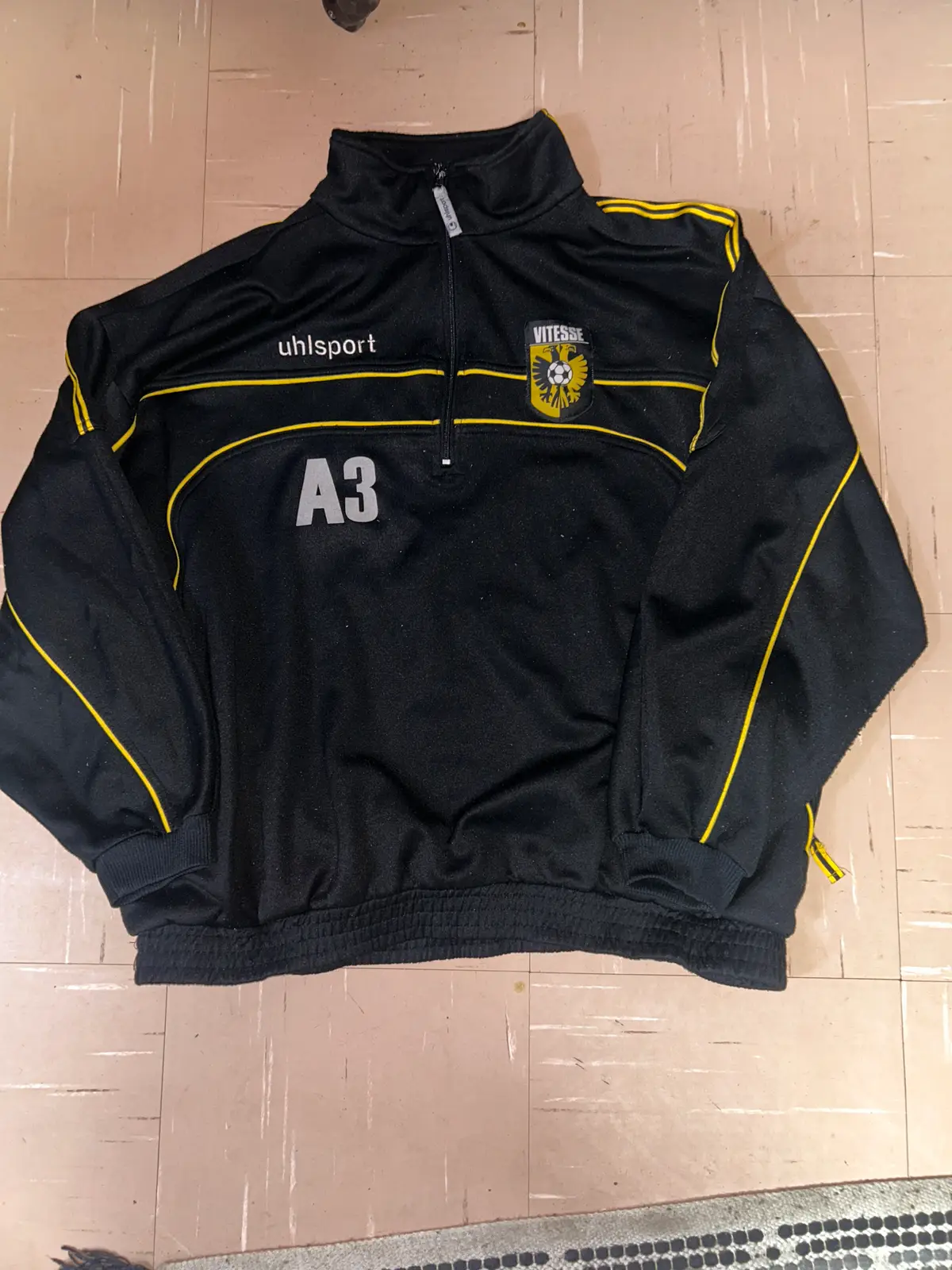 Vintage football track top - Black and yellow Uhlsport Vitesse football top