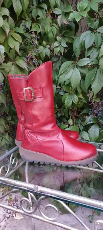 Boots - Size 5