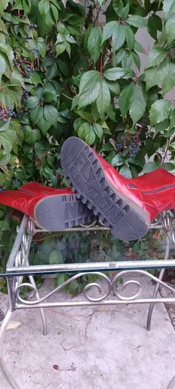 Boots - Size 5