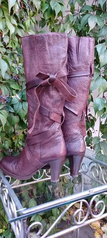 Boots - Size 5