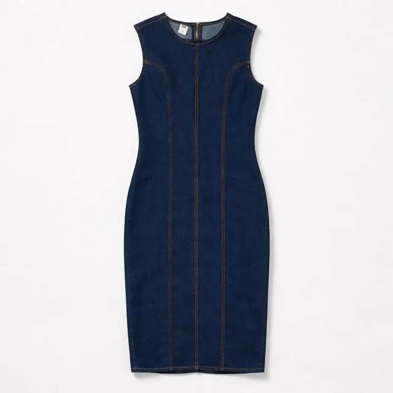 Classic and figure-hugging Oak Ridge sleeveless denim dress,