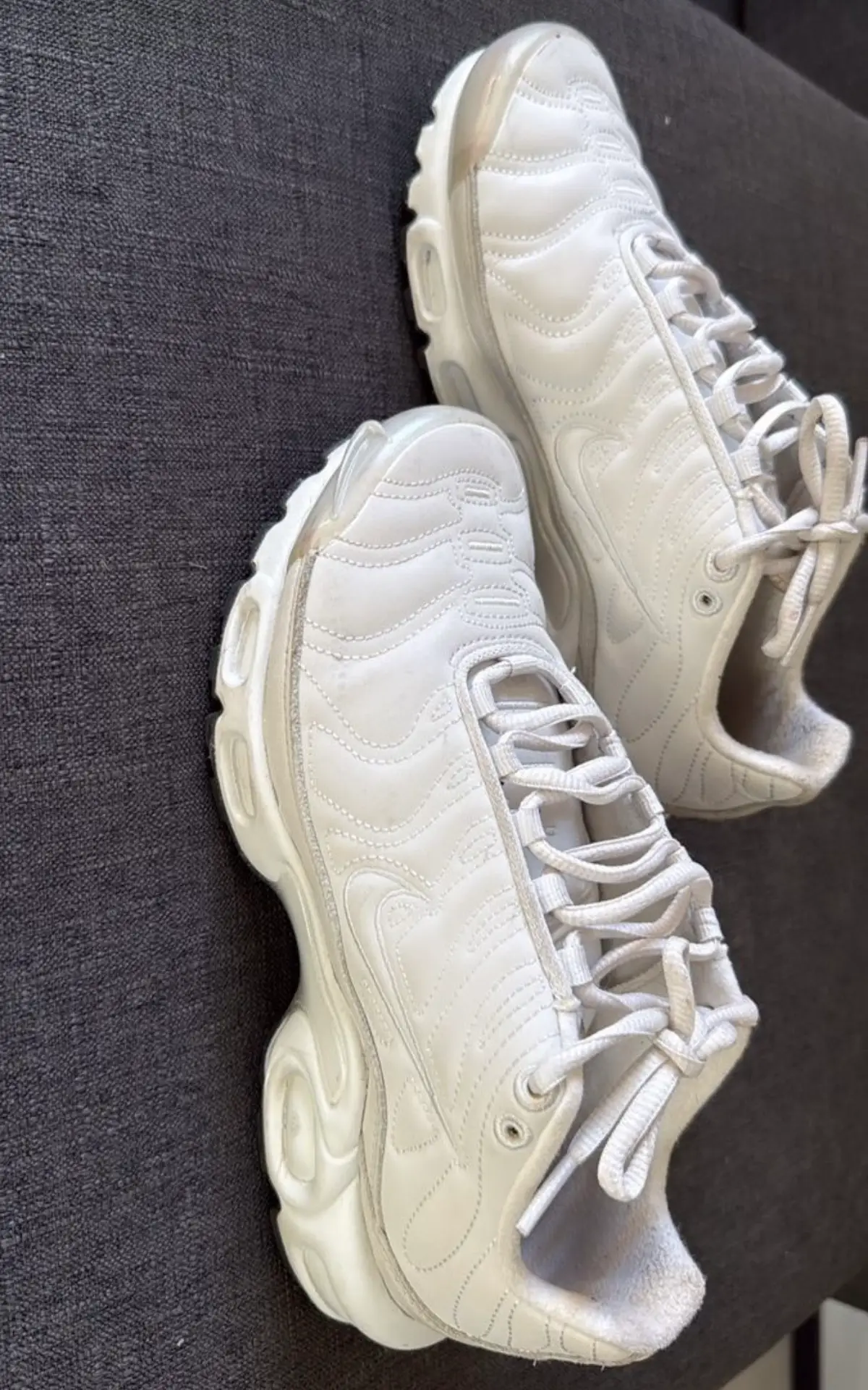 White Nike TN Air