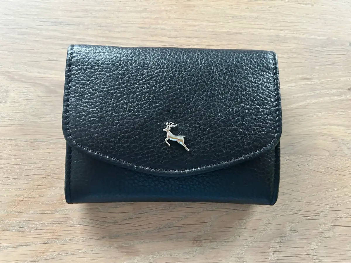 Leather Black leather purse