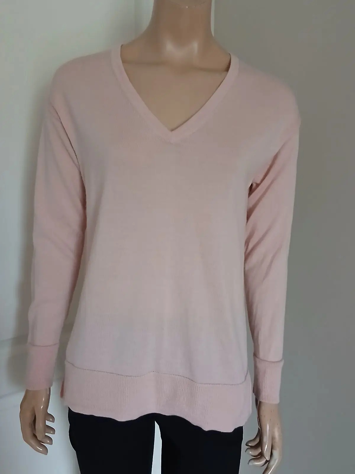 Country Road Country Road Pink V-Neck Knit Sweater