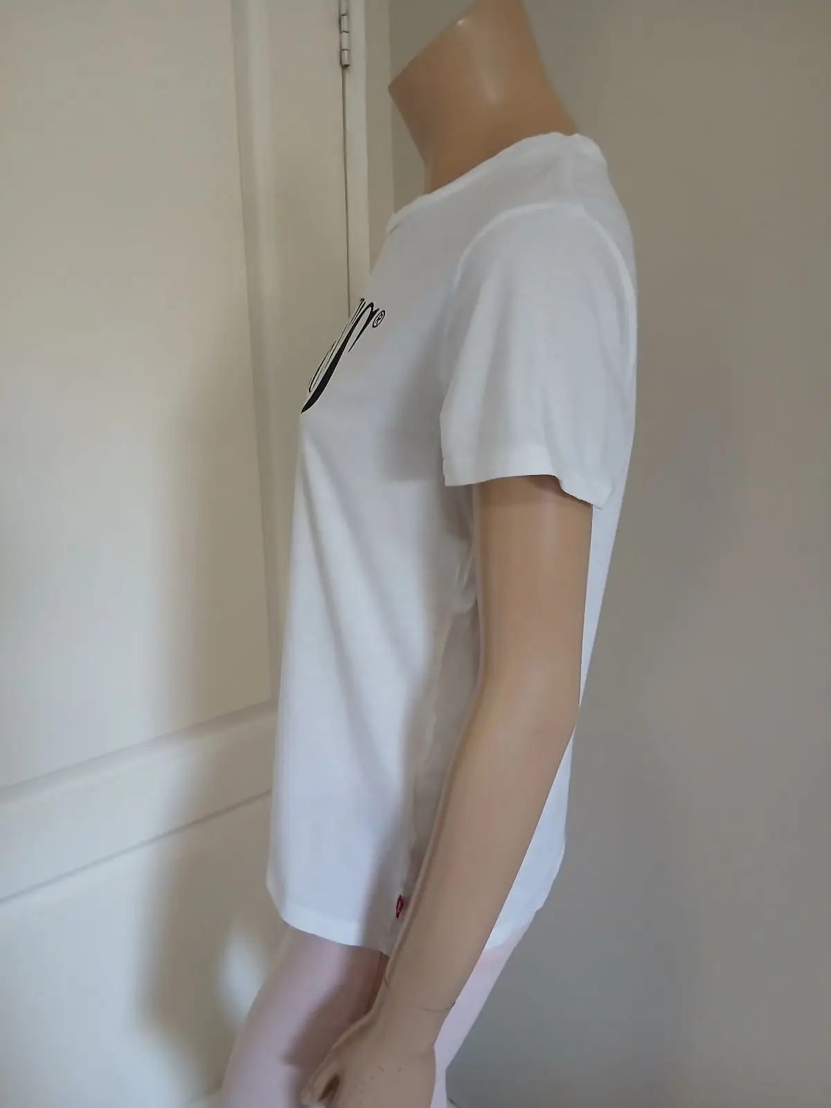 Levi's White Graphic Logo T-Shirt