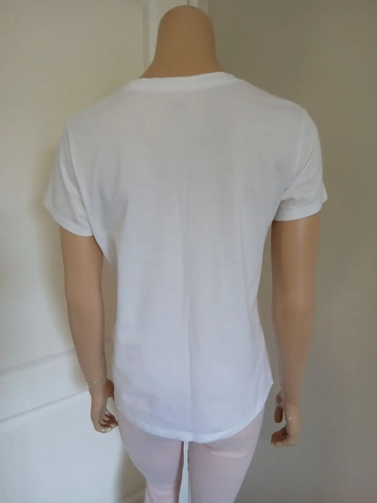 Levi's White Graphic Logo T-Shirt