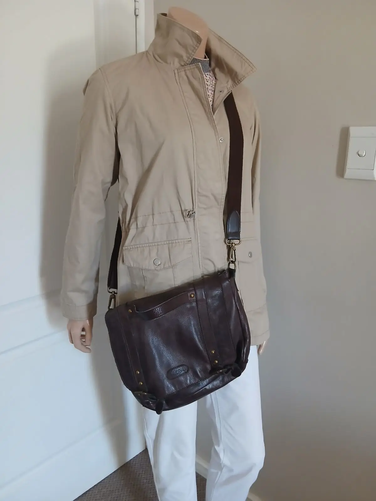 Old Khaki Brown Leather Messenger Bag