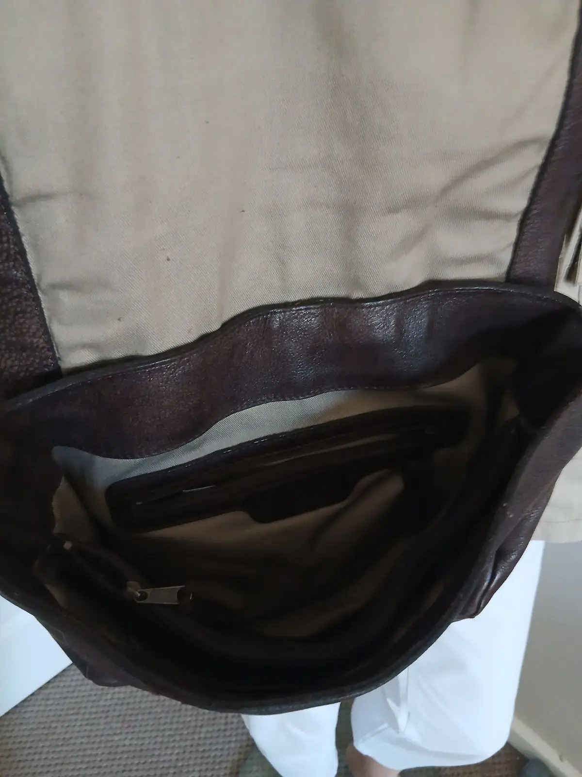 Old Khaki Brown Leather Messenger Bag