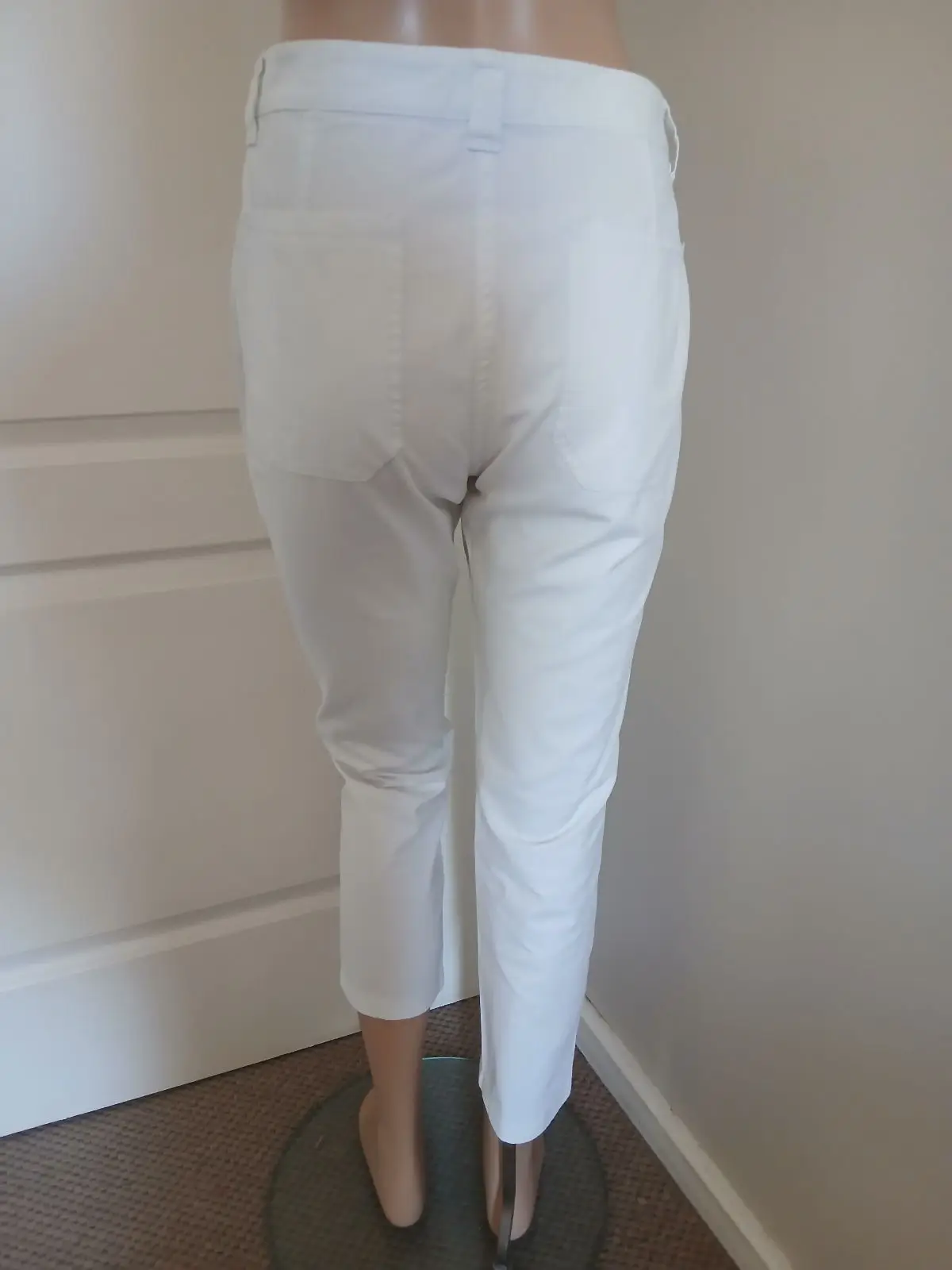 Country Road White Cropped Pants