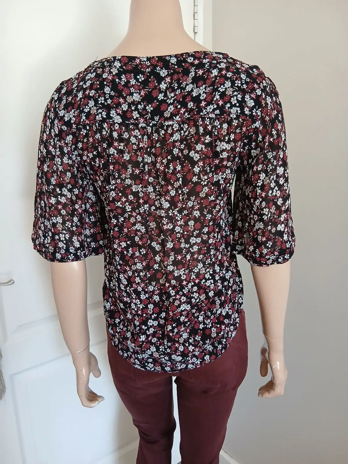 Country Road Floral Short Sleeve Blouse