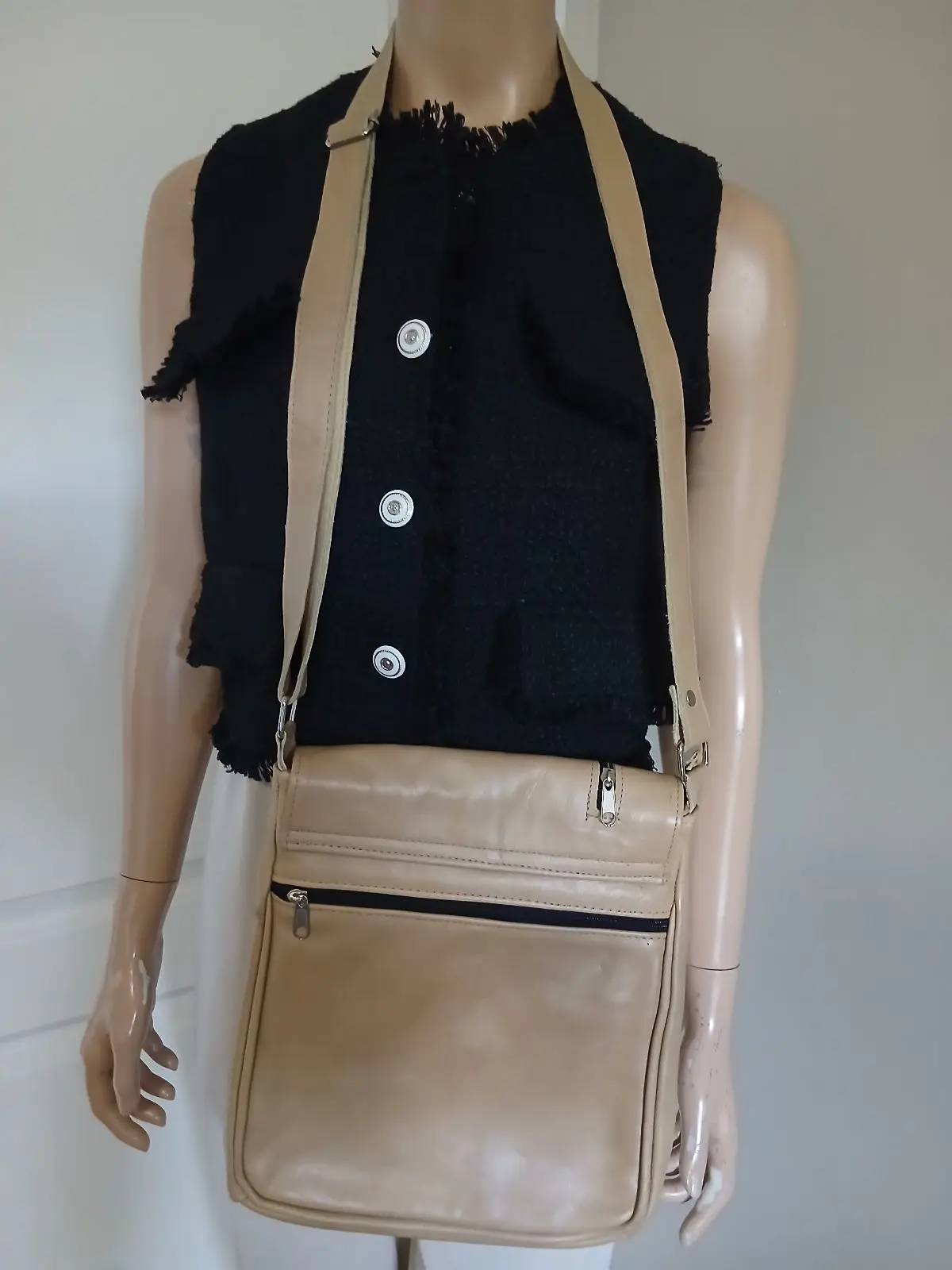 Tan Leather Crossbody Messenger Bag