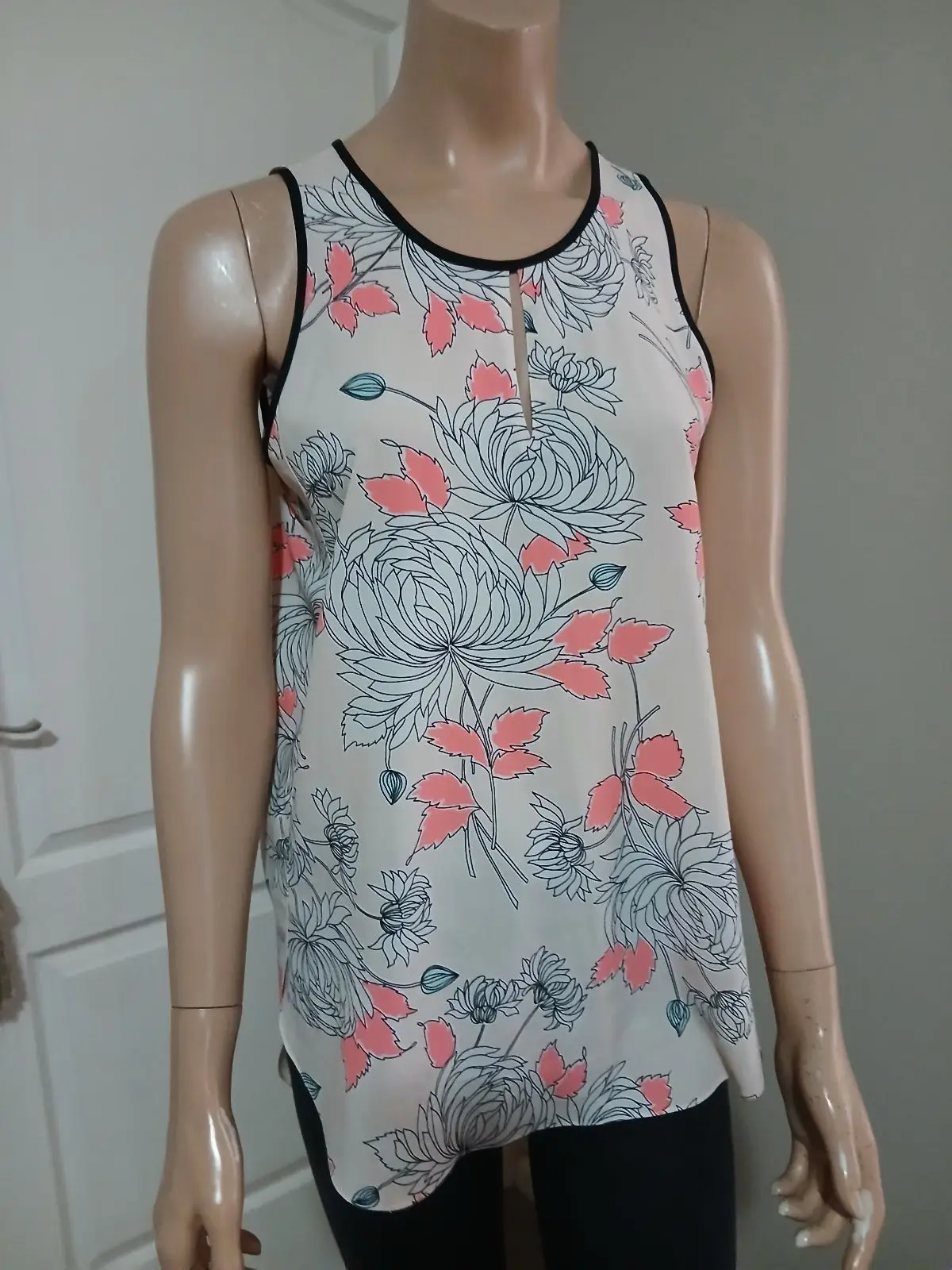 Country Road Country Road Floral Sleeveless Top