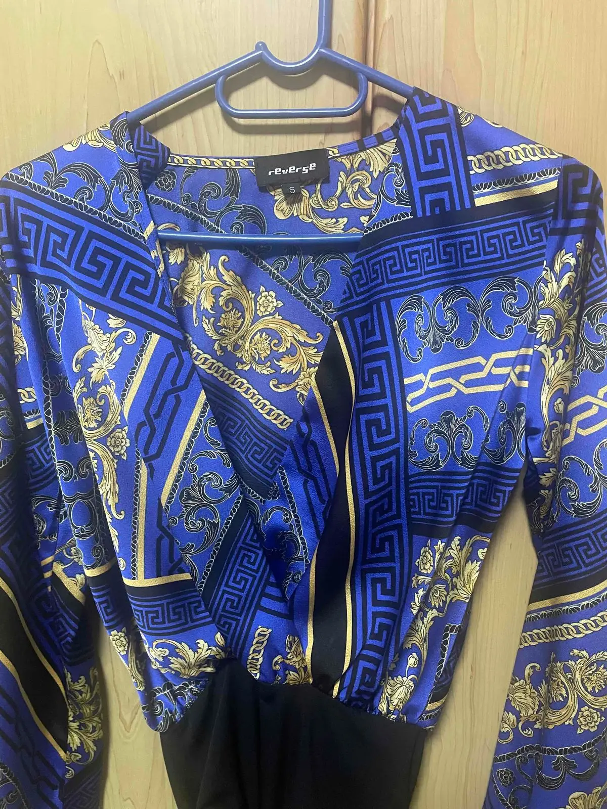 Reverse Baroque Pattern Long Sleeve Bodysuit