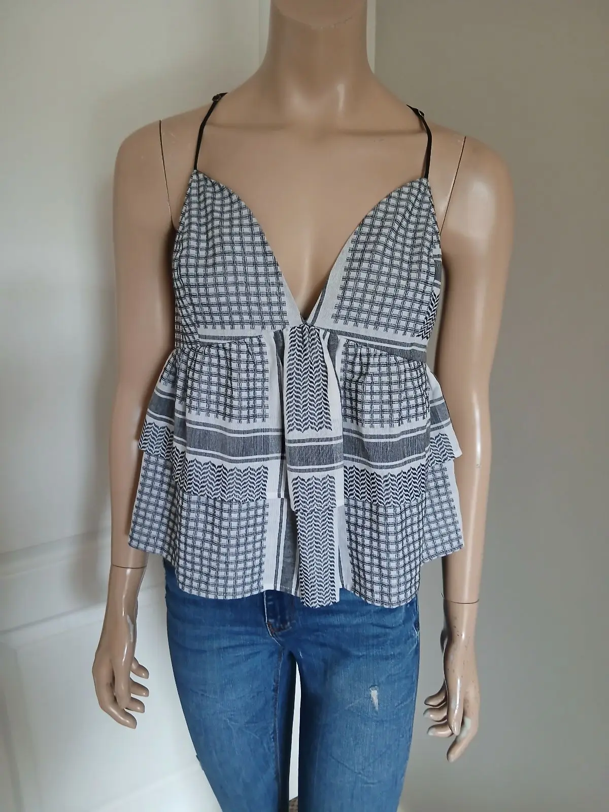 Guess Patterned Sleeveless Peplum Top