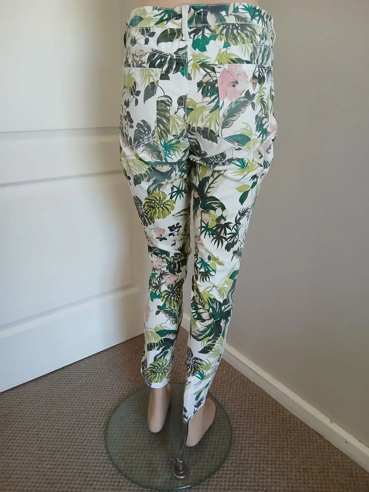 Guess Floral Patterned Pants Size 12