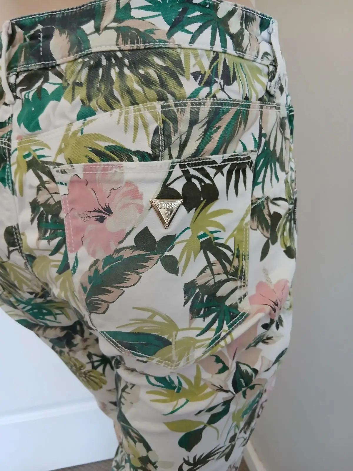 Guess Floral Patterned Pants Size 12
