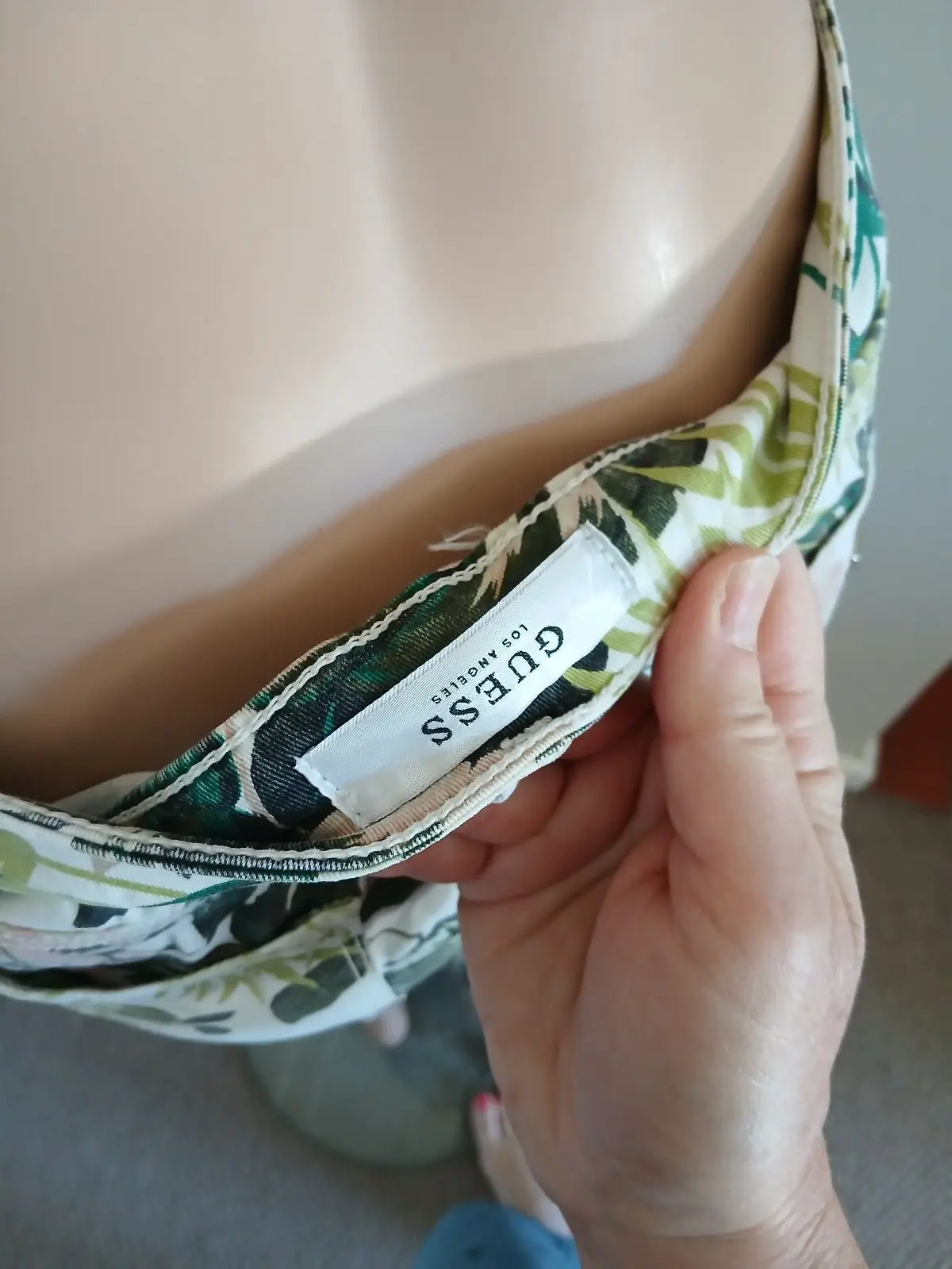 Guess Floral Patterned Pants Size 12