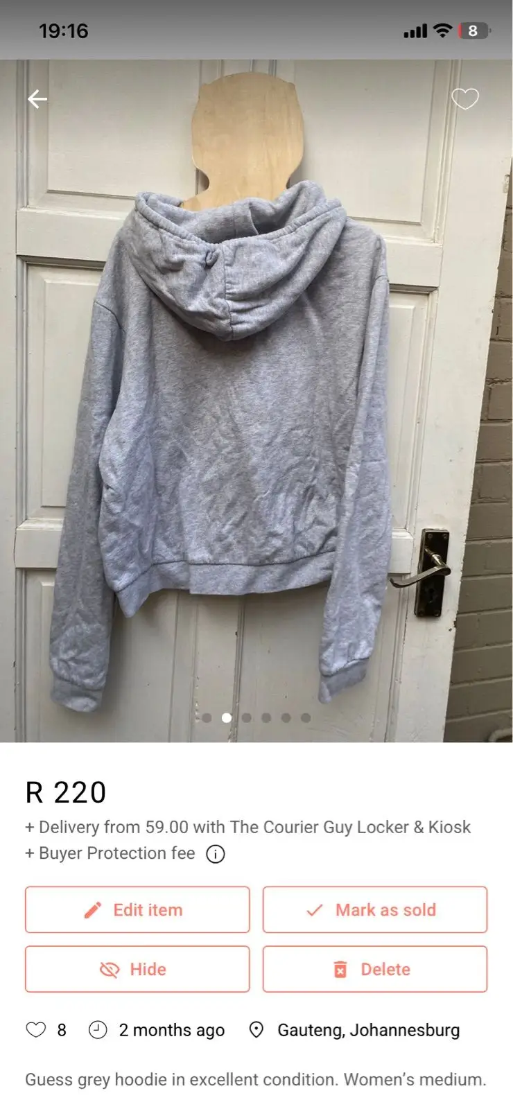 Guess Item — Size M