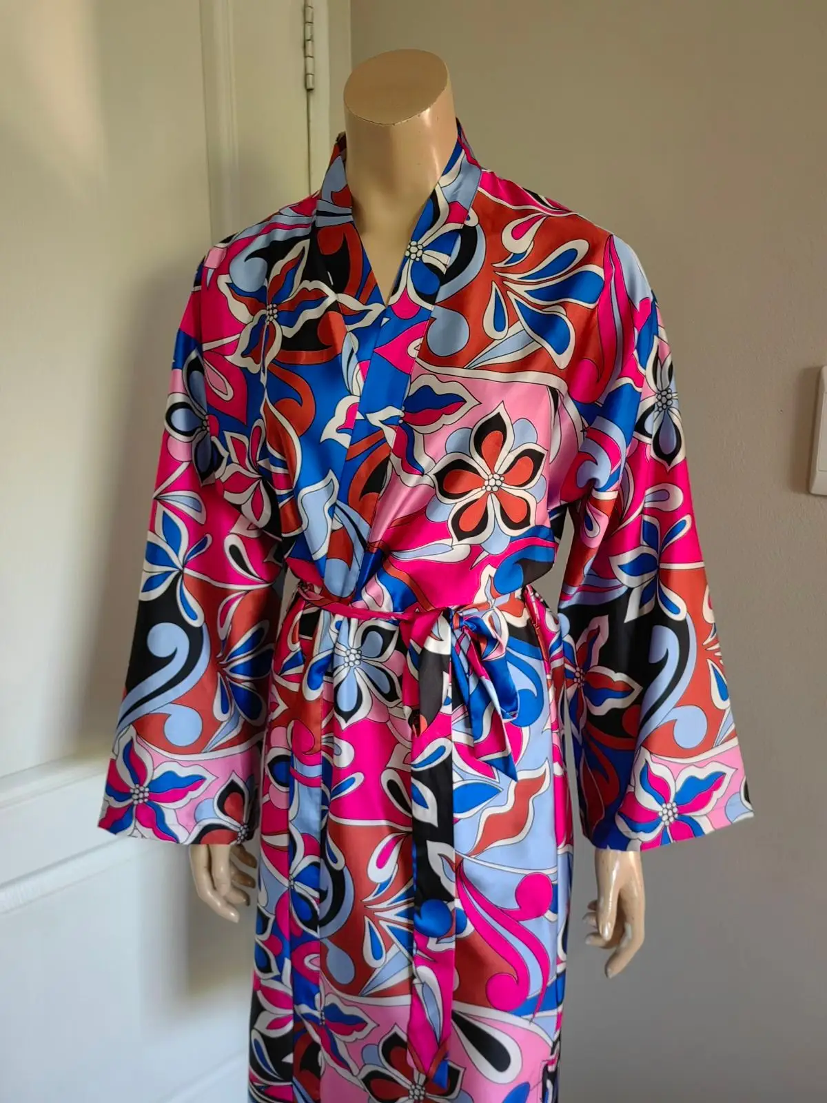 Woolworths Item — Size 14