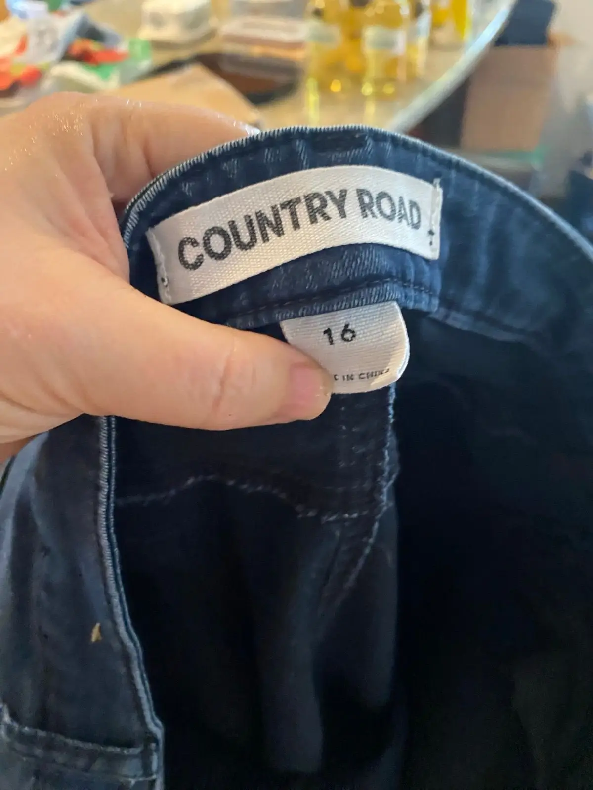 Country Road Item — Size 16