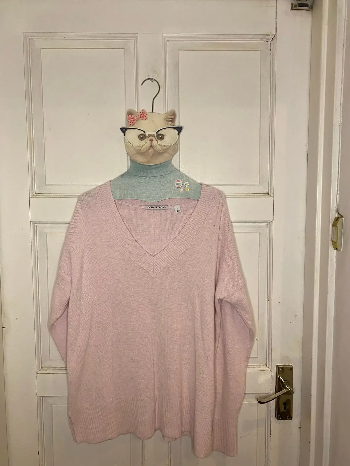 Country Road Country Road Item — Size M