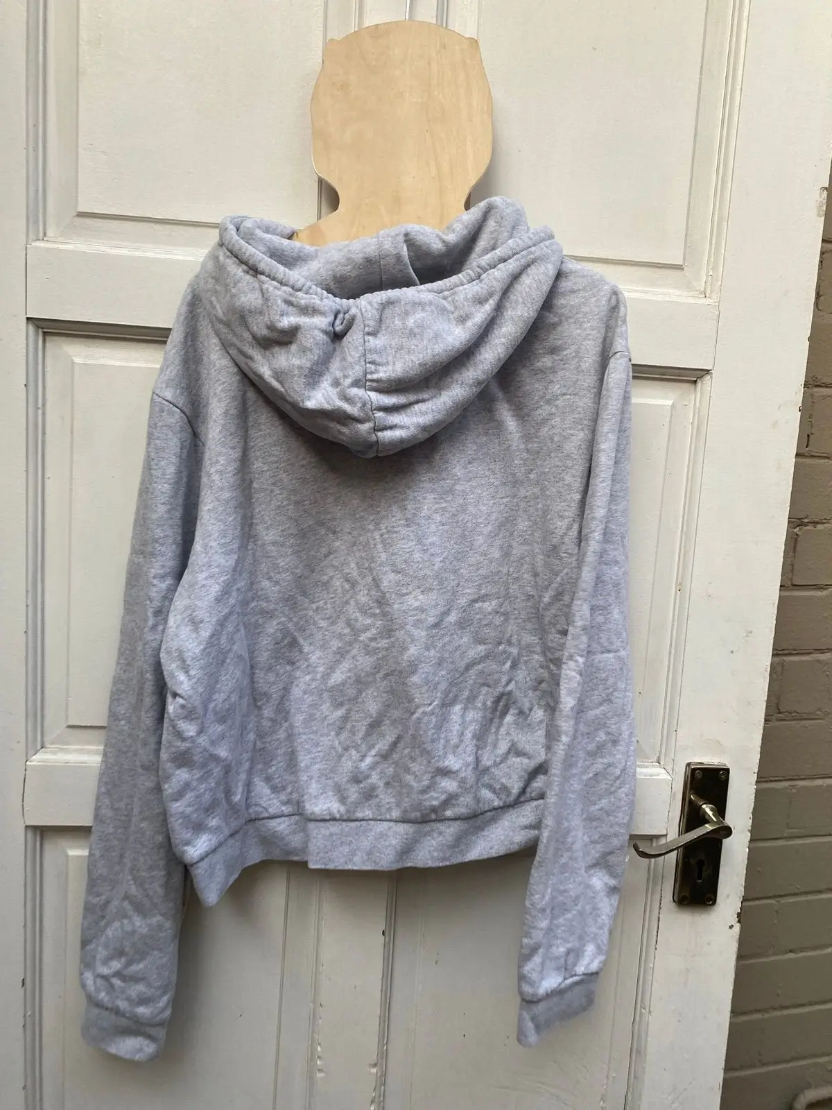 Guess Item — Size M