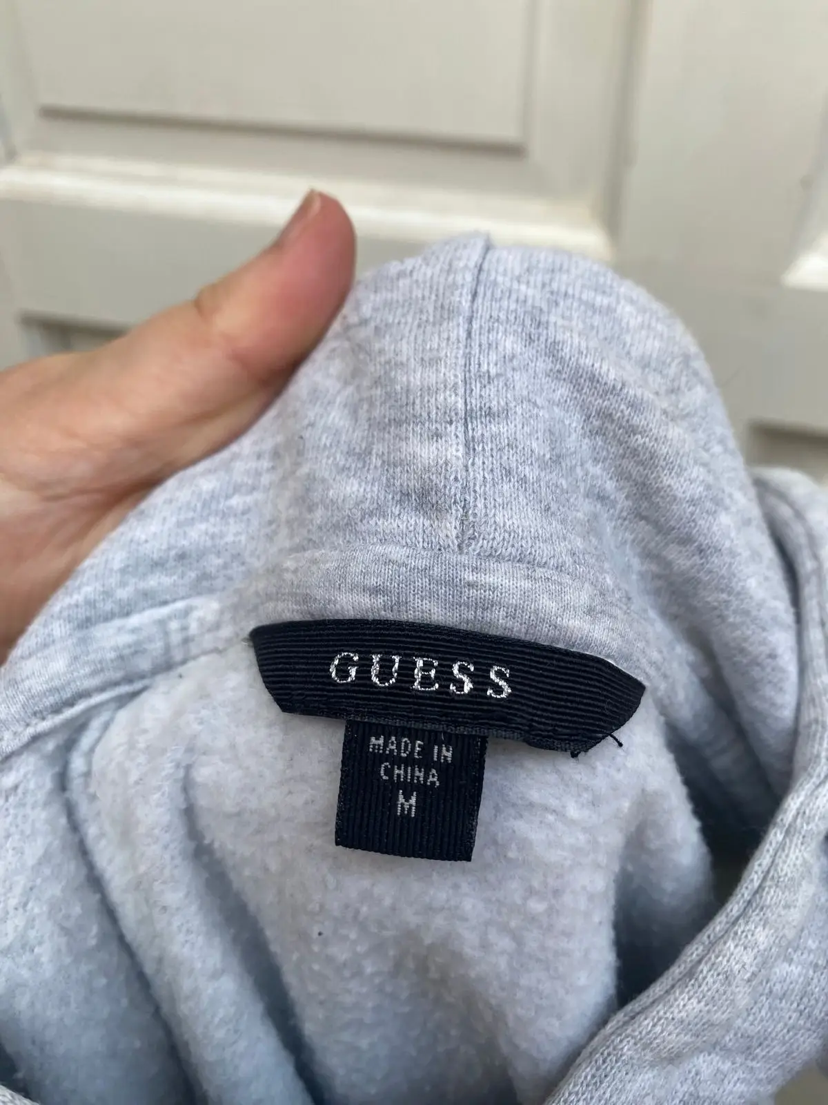 Guess Item — Size M