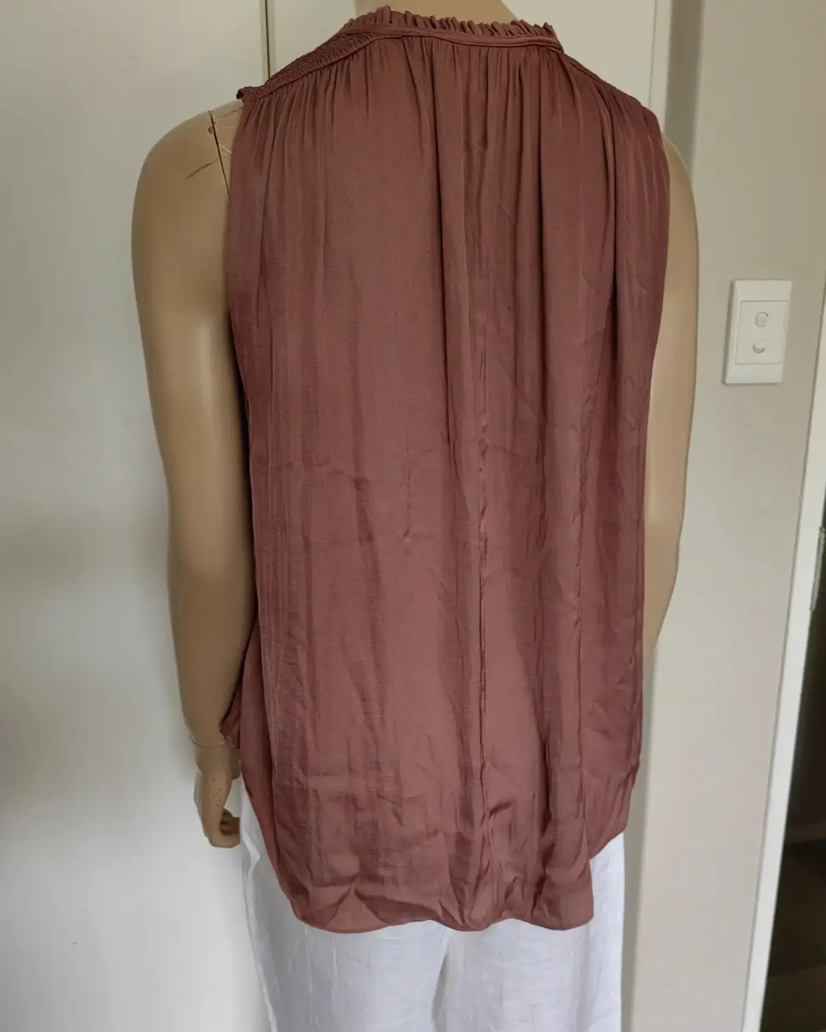 Witchery Item — Size 6