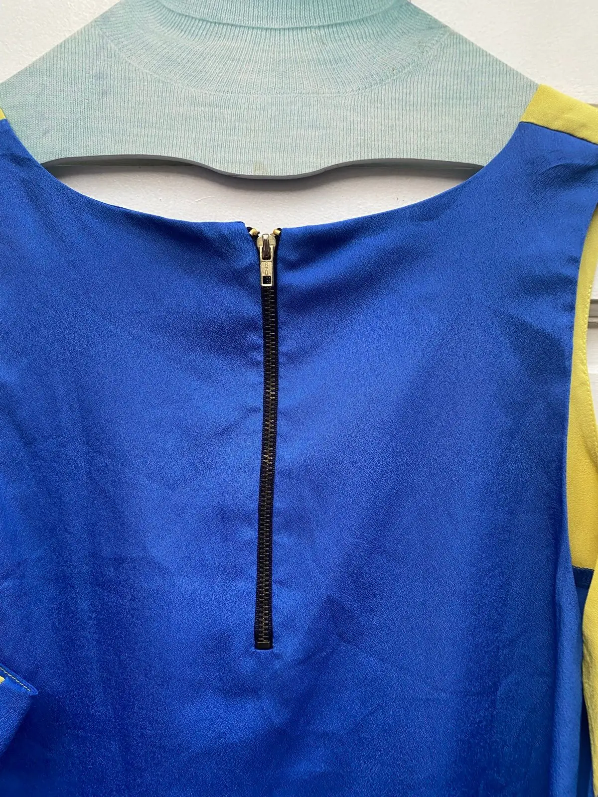 Truworths Item — Size 42