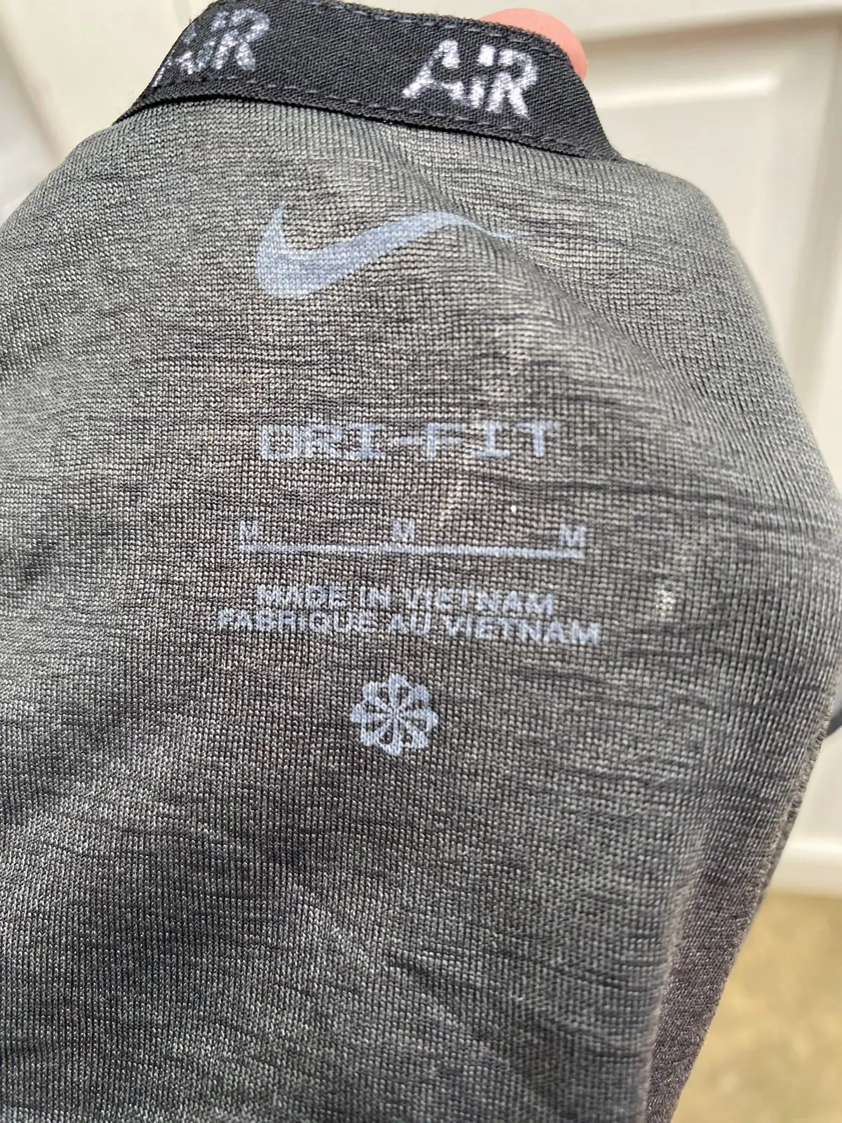 Nike Sneakers — Size M