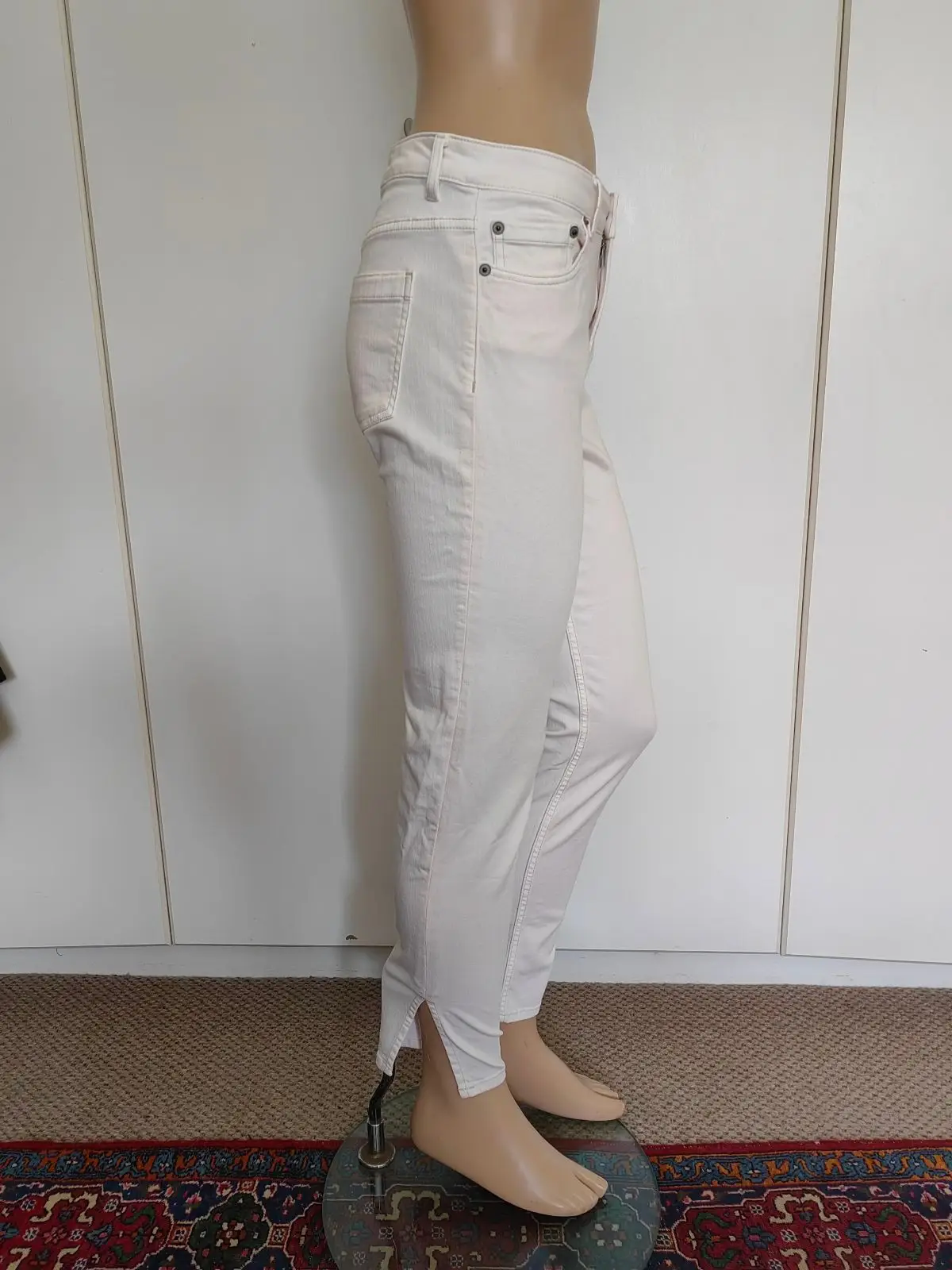 Country Road Item — Size 10