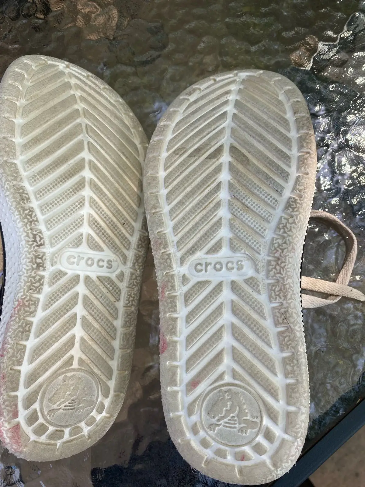 Crocs Item — Size 35