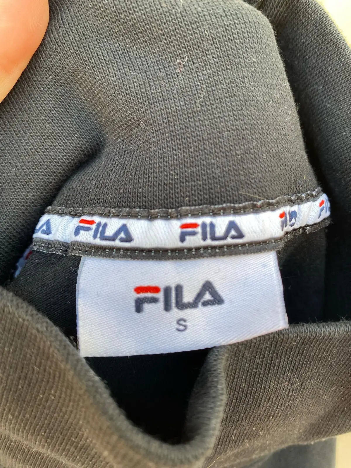 Fila Item — Size S