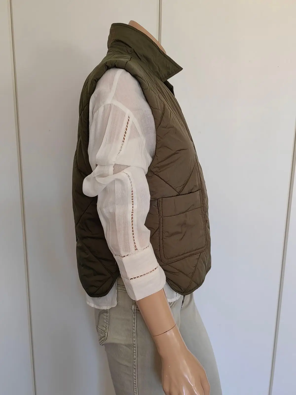 Truworths Item — Size 34