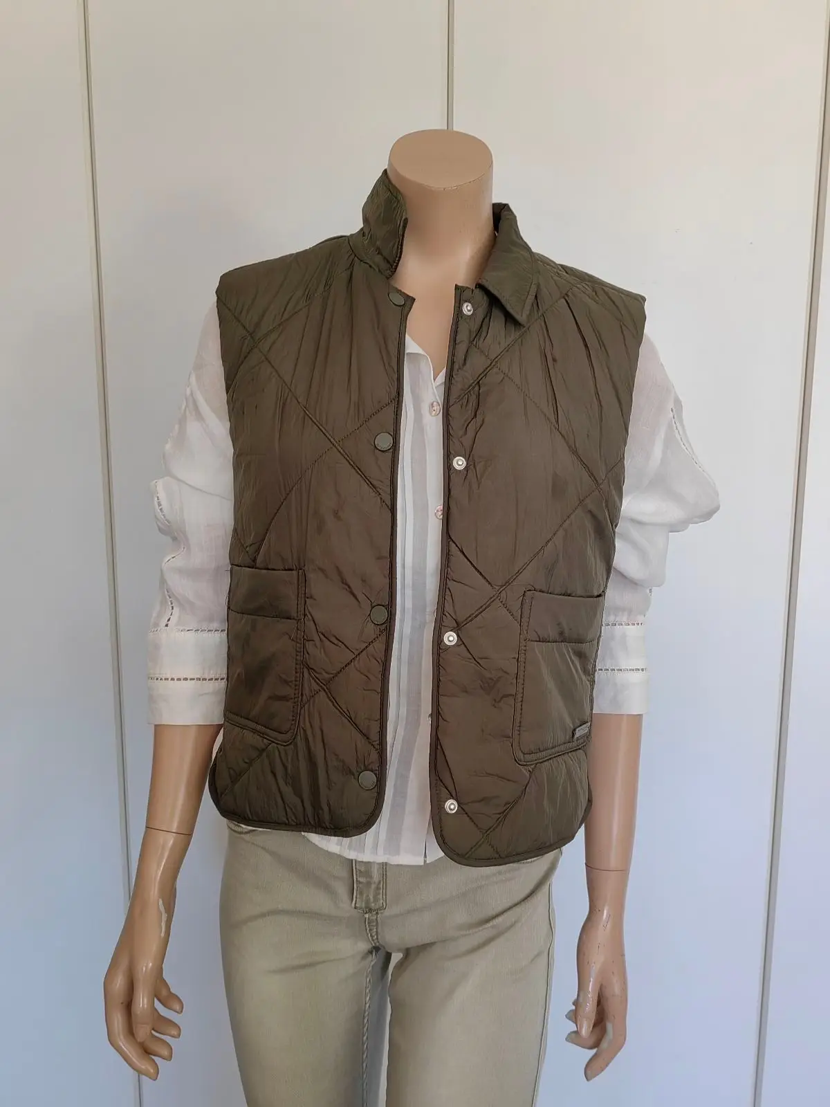 Truworths Item — Size 34