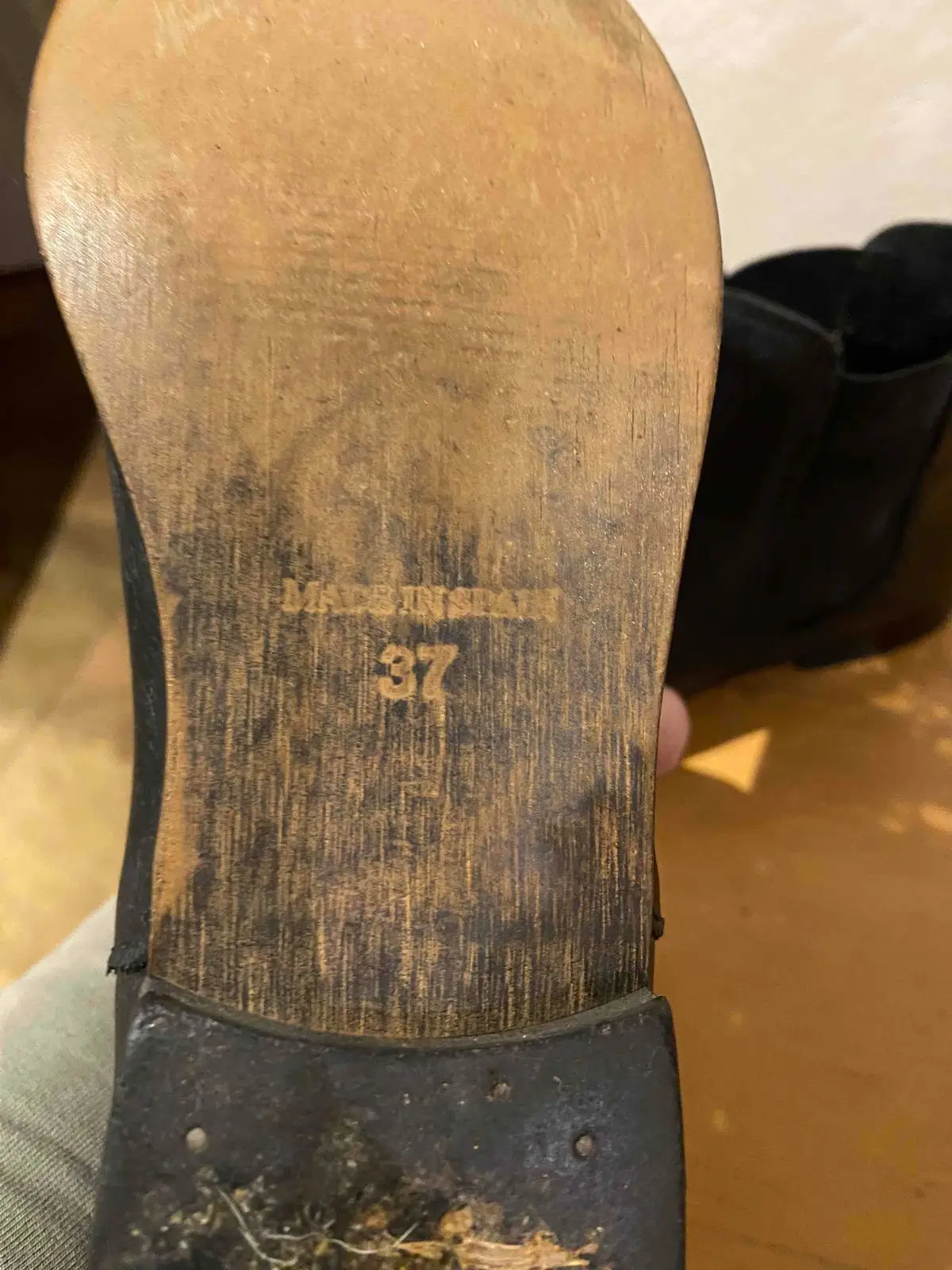 Other Item — Size 37
