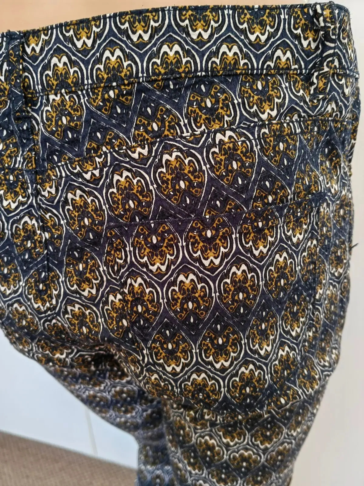 H&M Patterned Pants Size 12