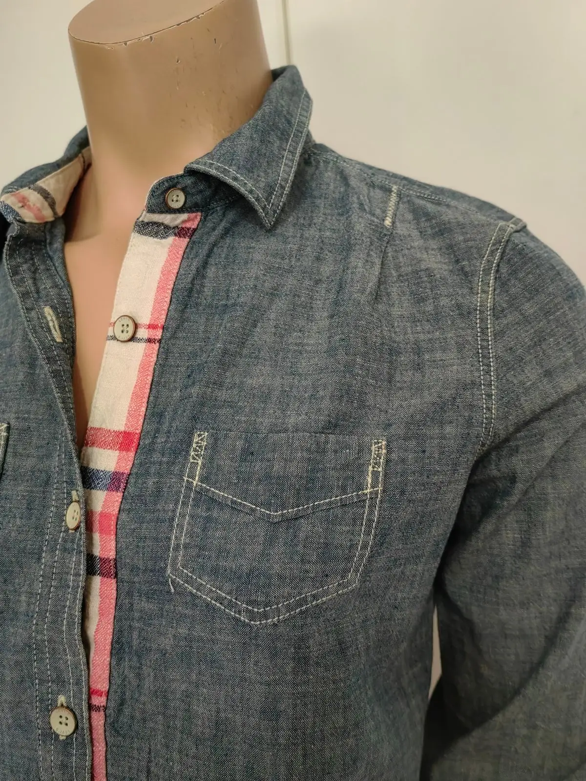 Levi's Item — Size S
