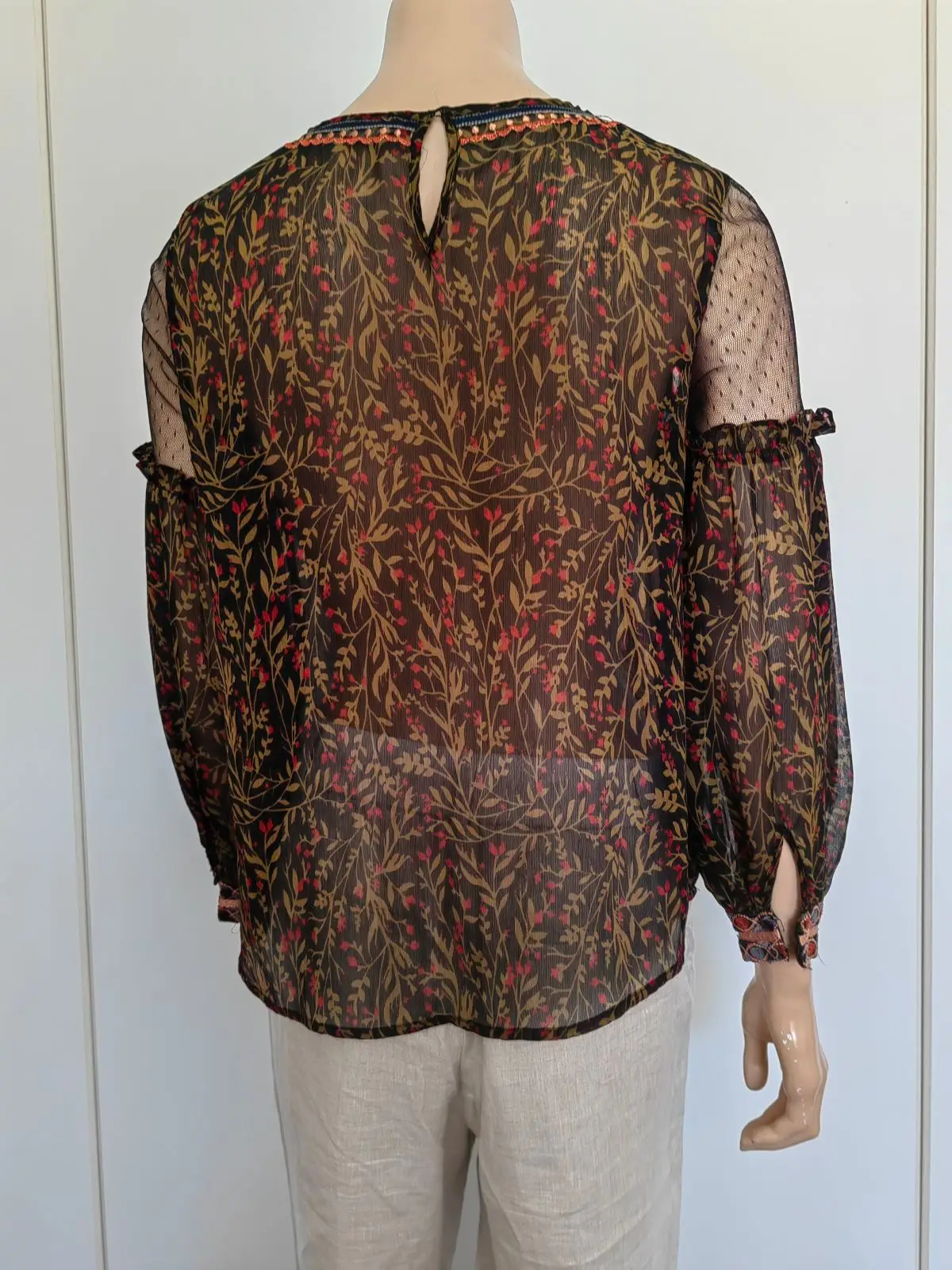 Zara Item — Size S