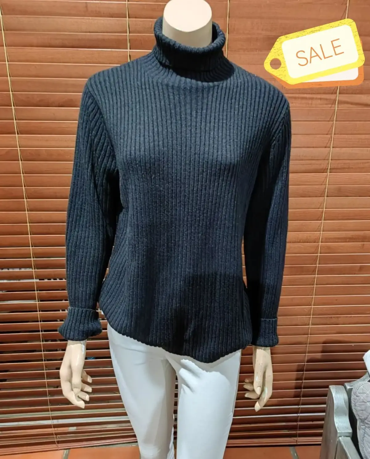 UNIQLO Item — Size L