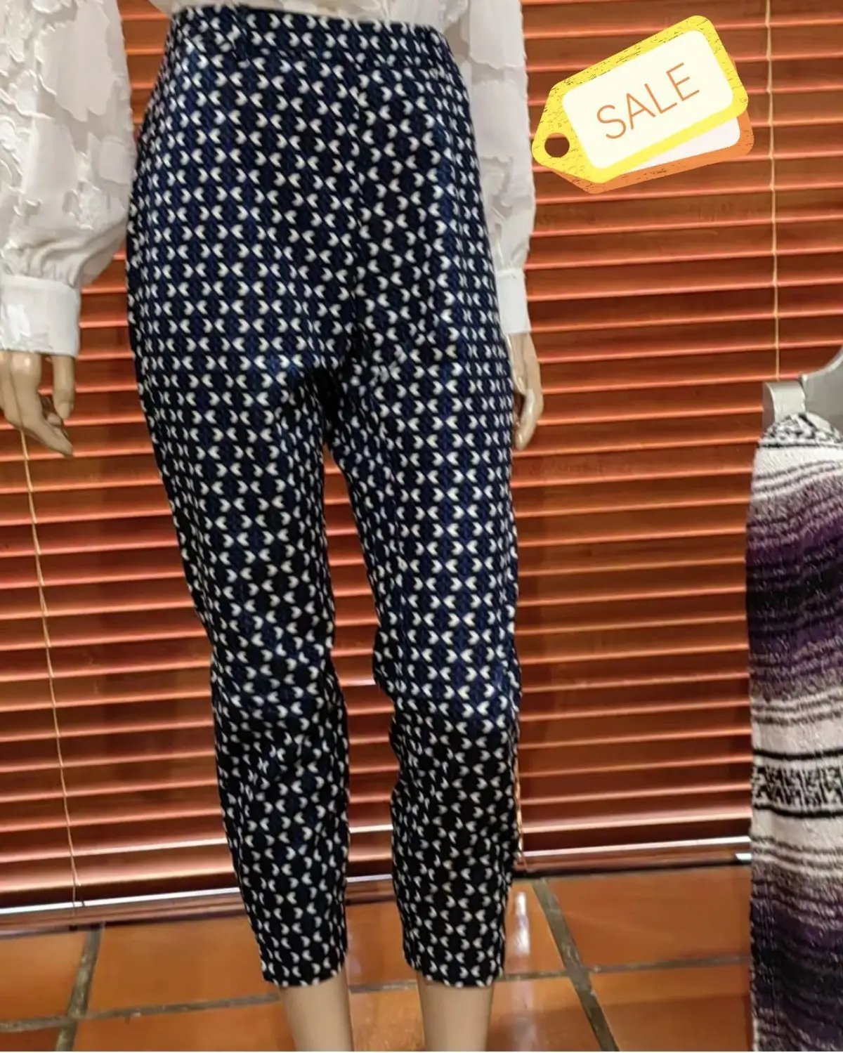 H&M H&M Navy and White Patterned Pants