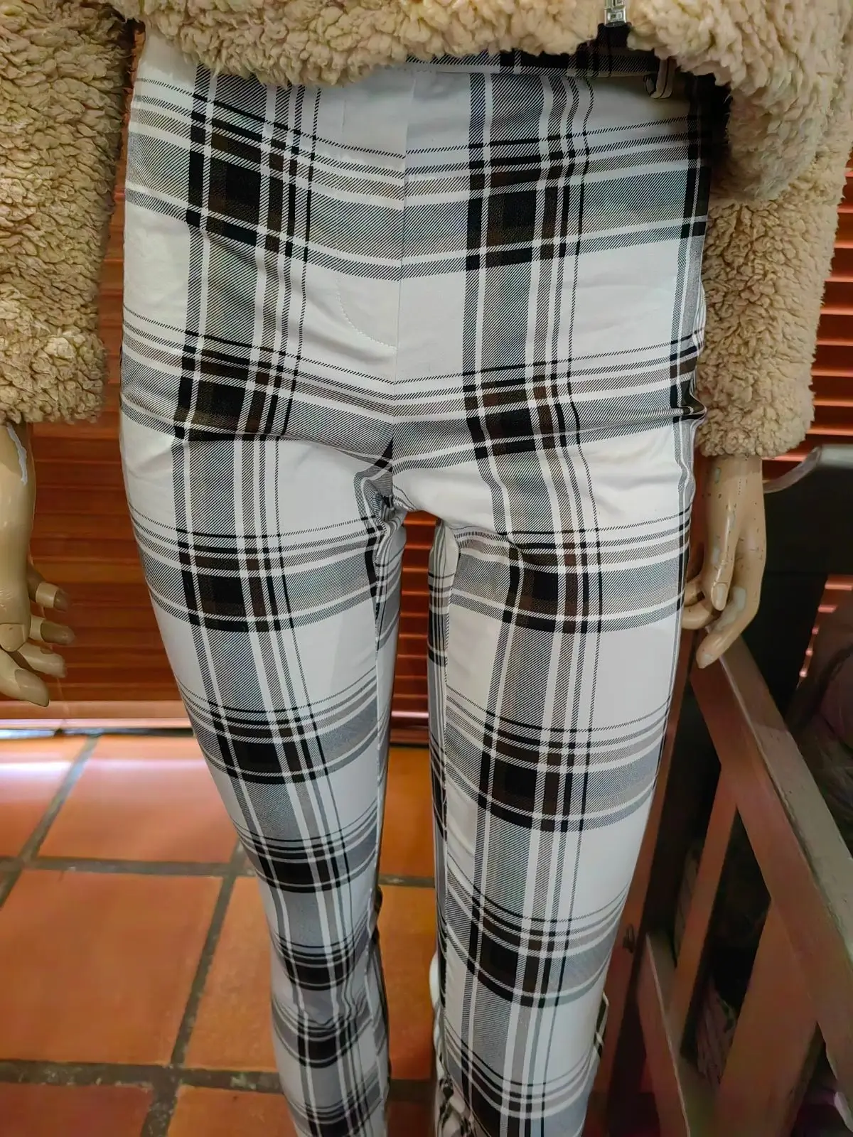 H&M Plaid Pants Size 8