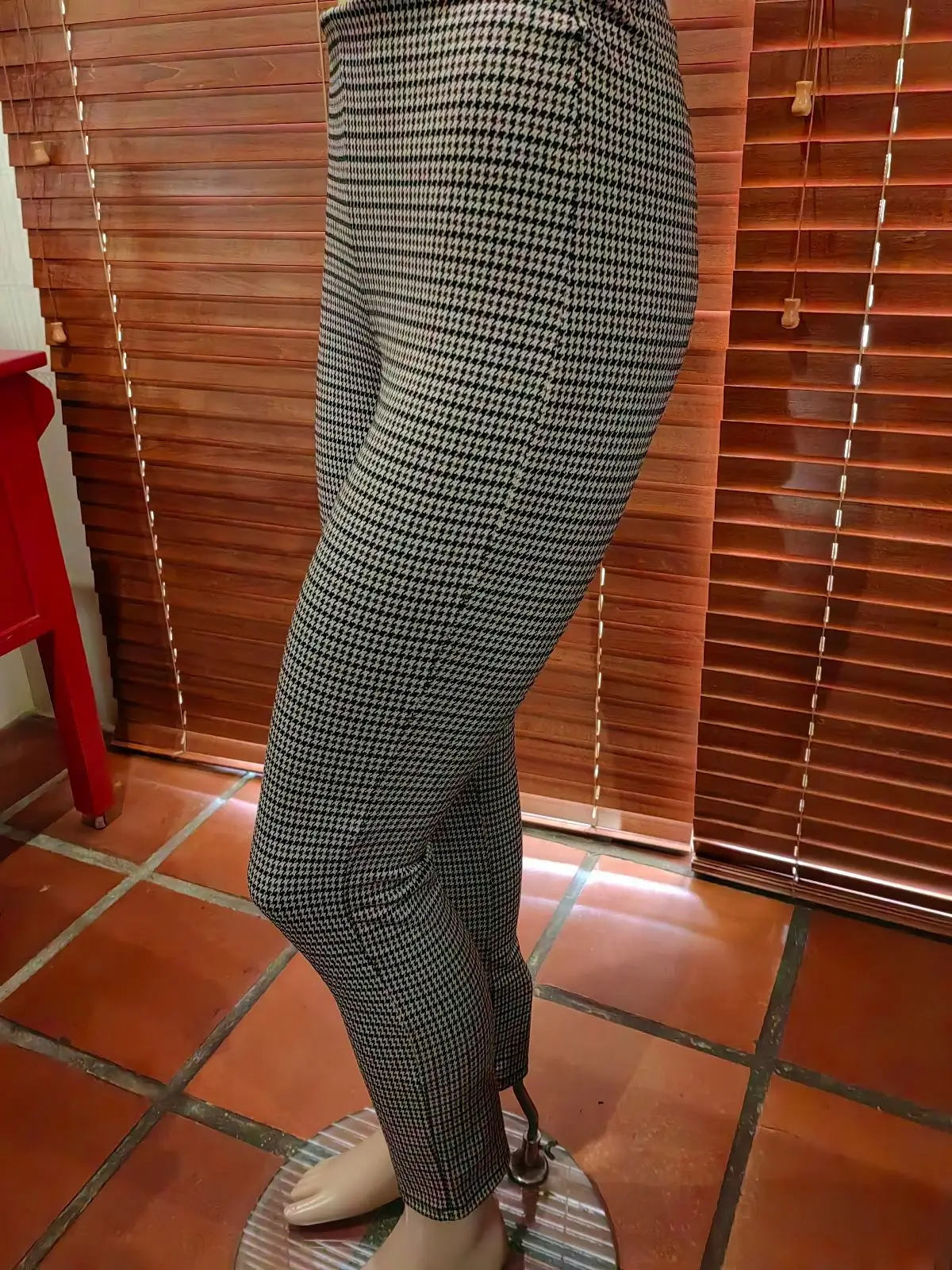 H&M Houndstooth Leggings
