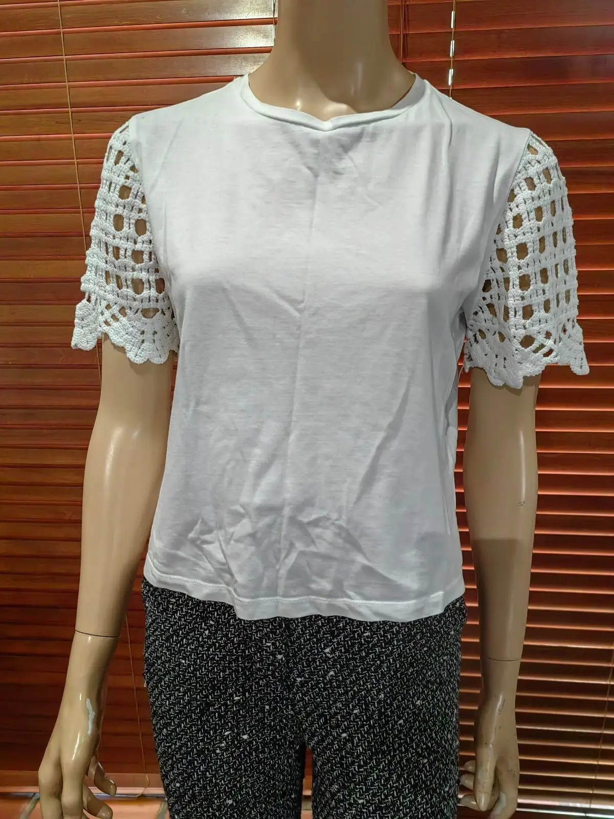 Zara Zara White Crochet Sleeve Top