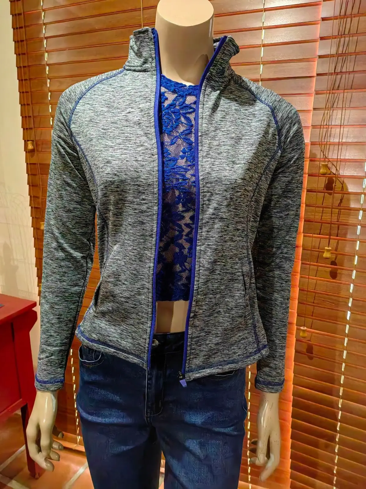 Foschini Item — Size S