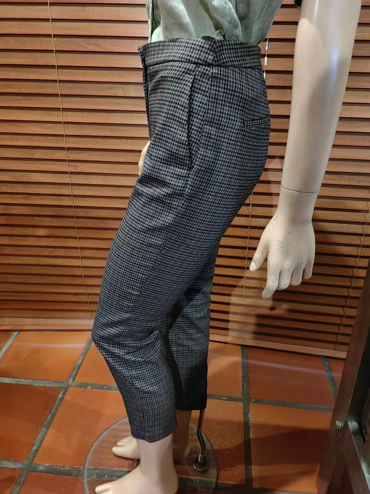 H&M Checkered Pants Size 6