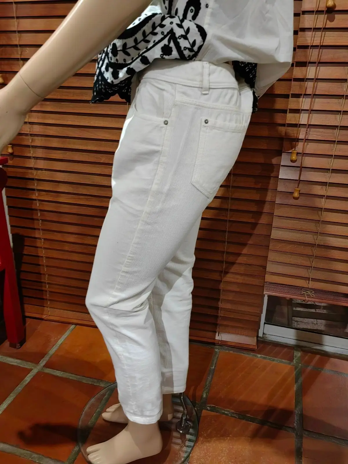 Zara Item — Size 8