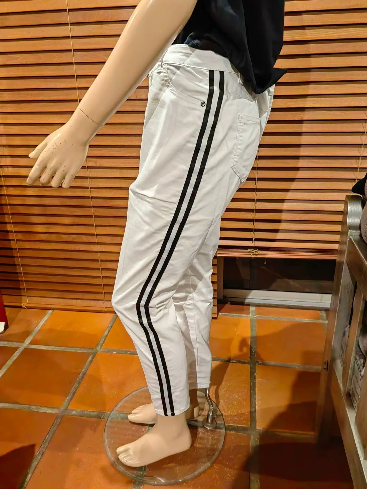 Foschini White Pants with Black Stripes