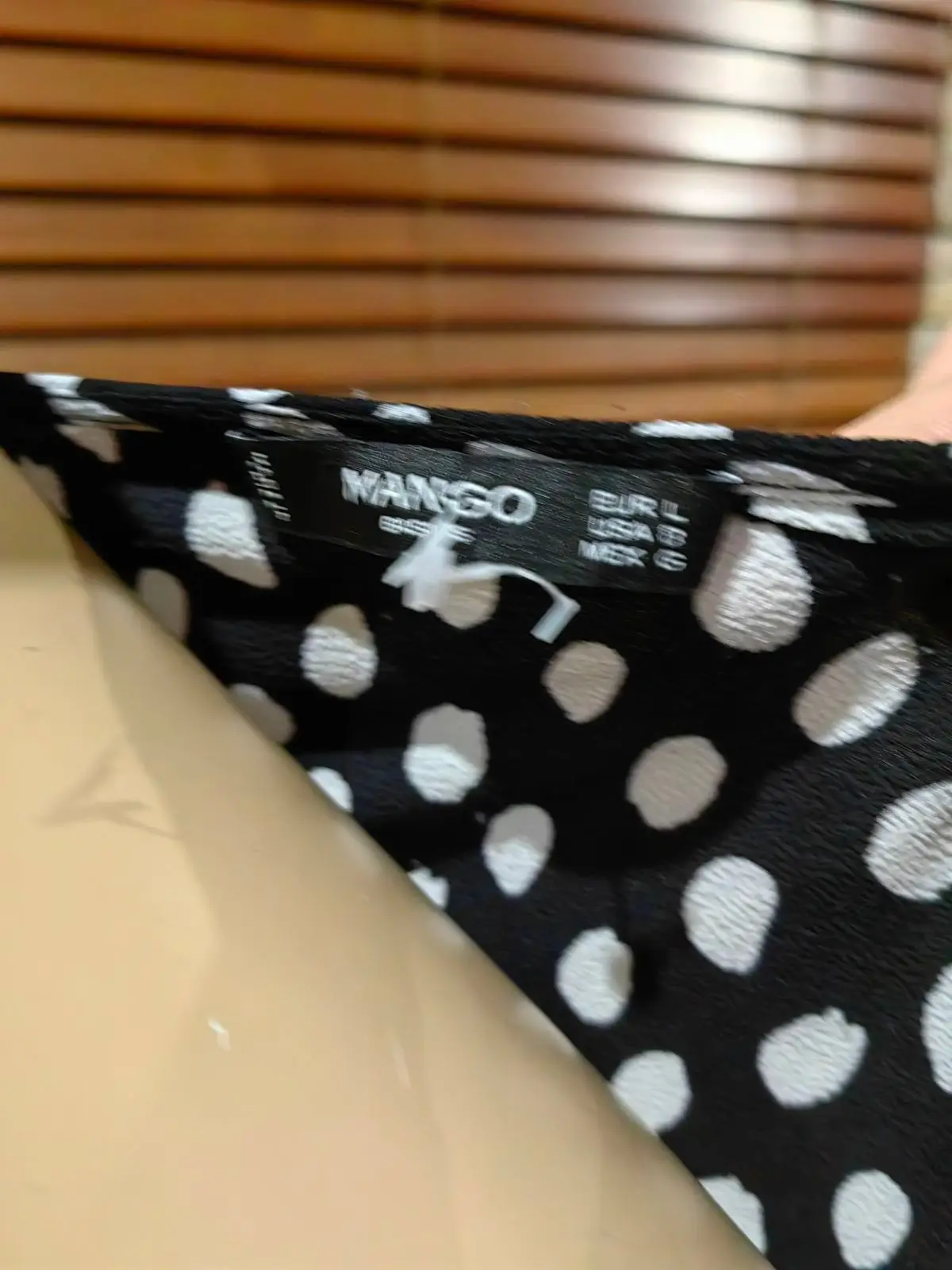 Mango Item — Size L